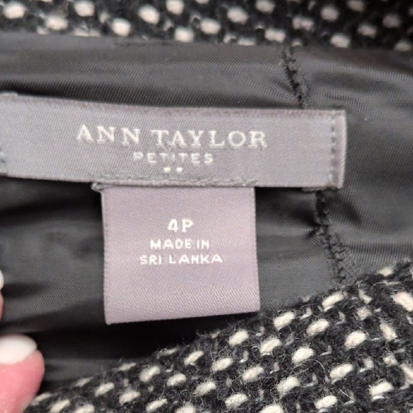 Ann Taylor Monochrome Textured Skirt - Picture 2 of 4